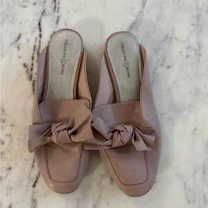 Treasure & bond slip on shoes size 4